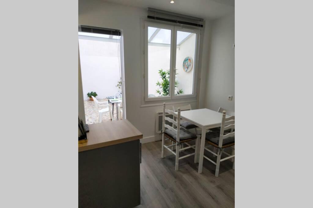 Exceptionnel : Hypercentre Biarritz T2 Avec Patio Apartment Bagian luar foto
